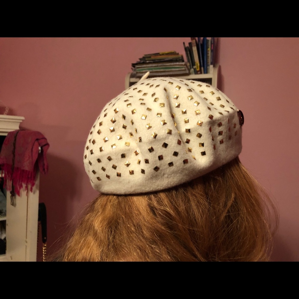 Never worn Juicy Couture French burea hat